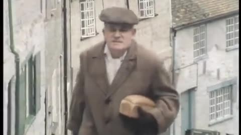 The Two Ronnies - their classic 1978 'Hovis' Advert