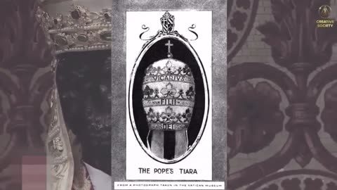 Detale i symbole na strojach papieży