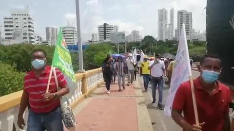 Paro nacional: manifestantes se dirigen al Concejo Distrital