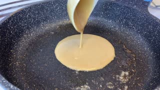 4 Ingredient Protein Pancakes with Emily Rassam