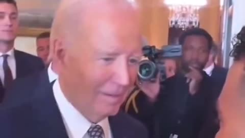 Bumbling Biden Gets Completely Lost In His Own Mind While Talking To People In Viral Clip