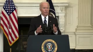 Biden announces a doubling of fines for travelers who won't wear a mask