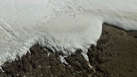 Massive Crater Discovered Under Greenland''''''''''''''''''''''' Ice?