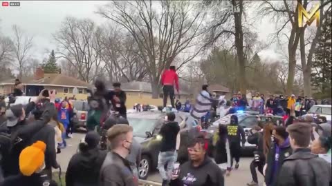 BLM Rioters Jumping on Police Cars