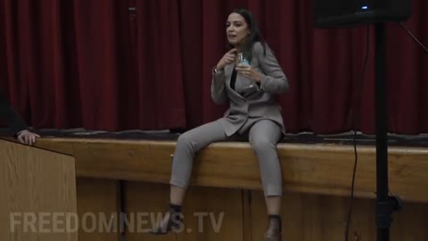 AOC dances to protesters chanting “AOC has got to go” at an event in her district tonight