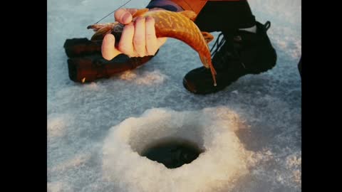 How to fishing in ice?