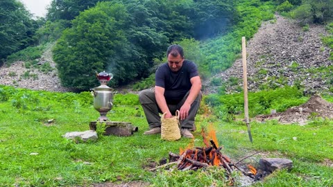 A Giant Bull Roasted Underground! Only An Excavator Could Lift It