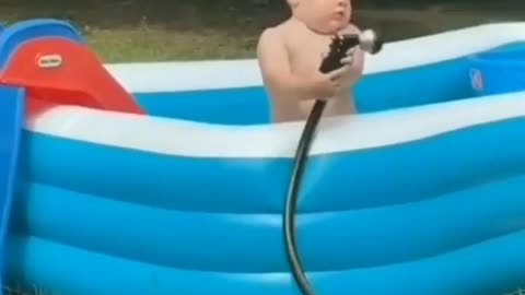 kid love summer watch this funny video