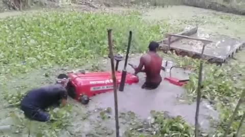 Funny tractor wala