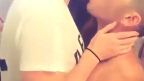 Two couples hot 🔥 romantic kissing video.