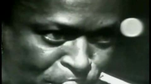 Miles Davis, John Coltrane, Gil Evans Orchestra - So What = Live Music Video 1960