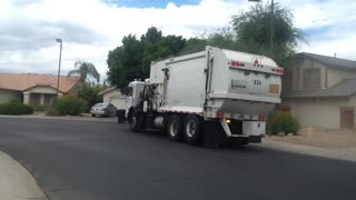 Town of Gilbert 2010 Peterbilt 320 Wayne Curbtender 2026!