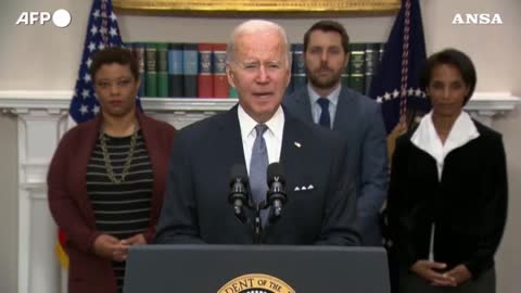 Il presidente USA Biden ha fatto le sue congratulazioni alla premier Meloni dichiarando:"vitali alleati NATO e un partner stretto degli USA,con il sostegno all'Ucraina,la fermezza contro la Russia e GARANTIRE IL RISPETTO DEI DIRITTI UMANI"