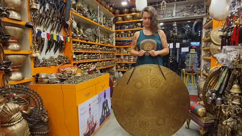 Large gong
