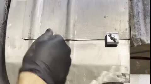 Automobile tire baffle welding