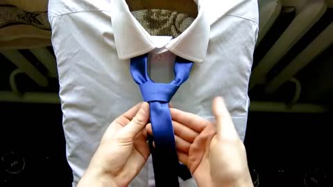 How to Tie a Trinity Knot