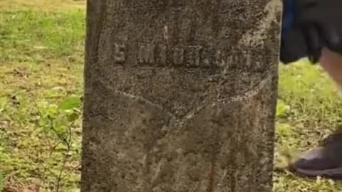 Cleaning a Veteran's Headstone