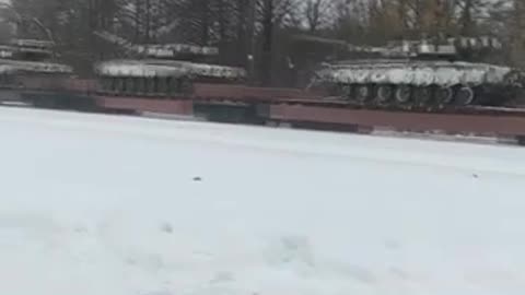 An echelon with T-80BV tanks was spotted in Belarus