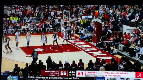 ALABAMA BEATS MISSISSIPPI ST IN ROCK FIGHT