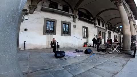 GRANDE RESET 5/12 Piazza Santissima Annunziata Intervento: Ilaria Bifarini (economista, scrittrice)