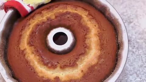 Bolo de iogurte, super fofo e delicioso