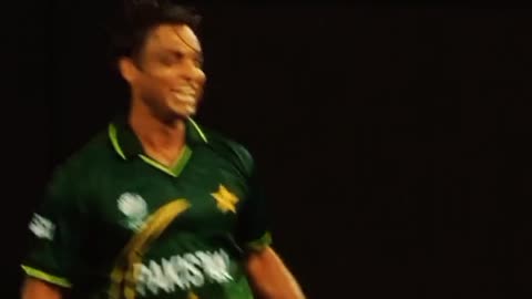 Shoaib Akhtar's Fast Bowling Masterclass Shoaib Akhtar: The Speedster's Wicket-Taking Fury!"