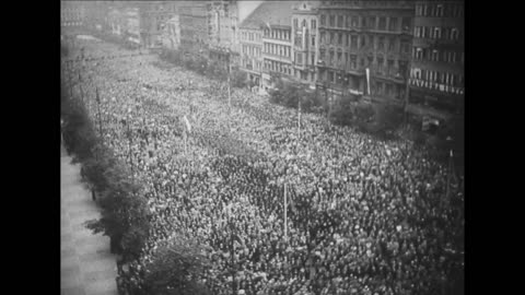 Manifestace za Reinharda Heydricha na Václavském náměstí 3.7.1942