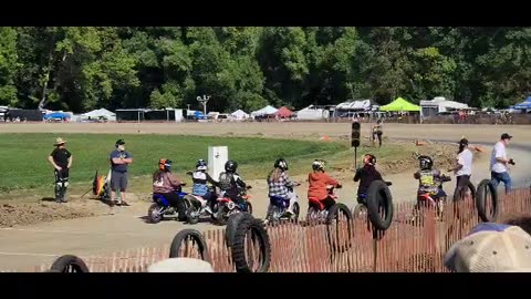 Flying Dutchman Motorcycle Club Mom's race!