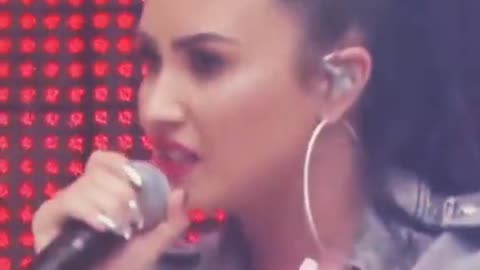 Clean Bandit _ Demi Lovato - Solo (Live At Capital Summertime Ball)