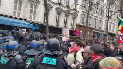 This is France, muscular goons from the police and Jendarmerie kick the shit out of protestators