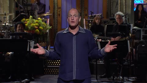 SNL: Woody Harrelson Talks About A Movie Script That No One Would Believe...