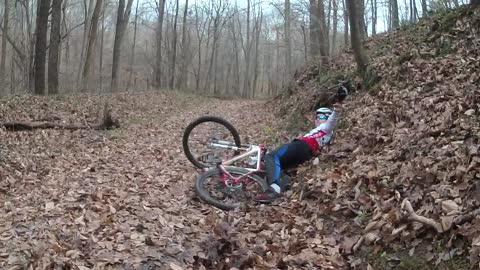 A little mountain bike faceplant from Gravel Grovel 2021