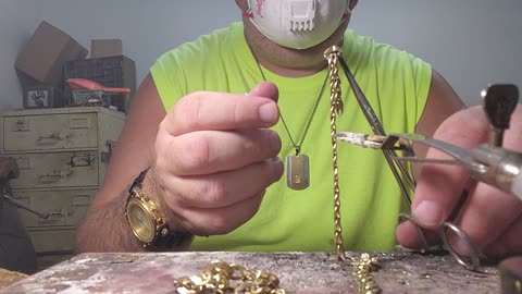 Fixing A Large Hollow Figaro Style Chain.