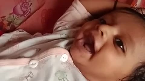 Small kid try to speak