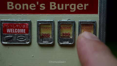 Inside The Burger Vending Machine - Stop Motion Cooking