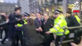 Keir Starmer, David Lammy, and protesters cross paths outside New Scotland Yard