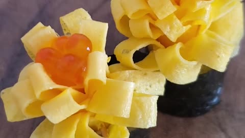 EGG FLOWER SUSHI