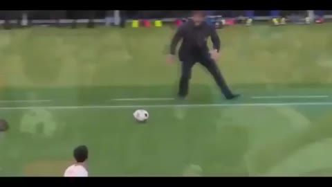 Funny moments in football Hilarious Video Guardiola, Mourinho, Ancelotti, Jürgen Klopp