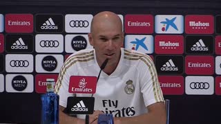 "James está en forma y estoy contento de tenerlo en la plantilla": Zidane