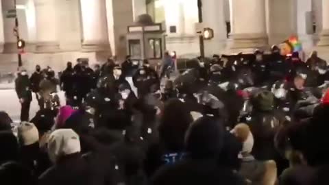 BLM attacks NYPD. 11 officers injured