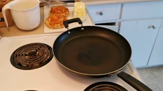 Pizza roll and egg breakfast