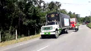 El gremio de transportadores realiza una caravana en Bucaramanga