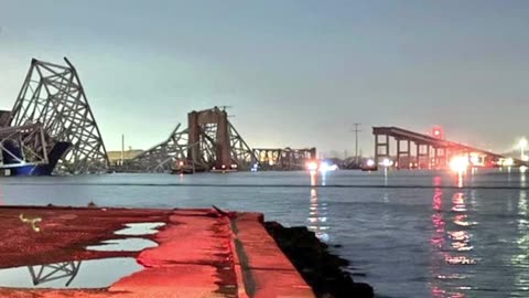 Wielka katastrofa w Baltimore! Most zawalił sie po kolizji z olbrzymim kontenerowcem!