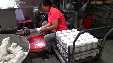 How Rice Noodles Are Made