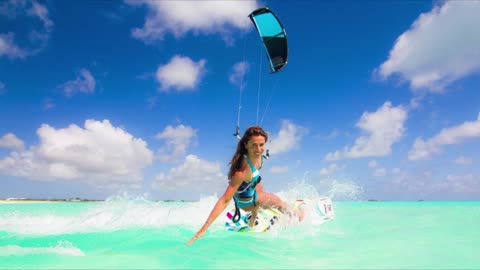 KITESURF THE PLEASURE OF FLYING OVER THE SEA WAVES