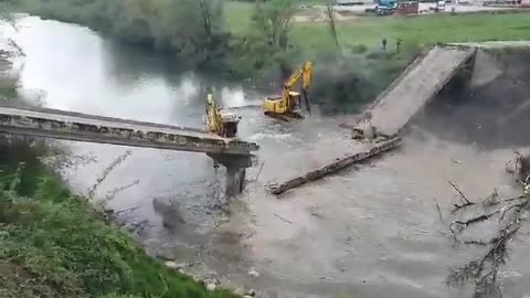 Pogledajte trenutak rušenja mosta na rijeci Usori