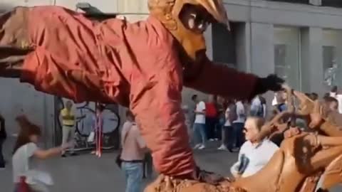 Amazing street performers of the world