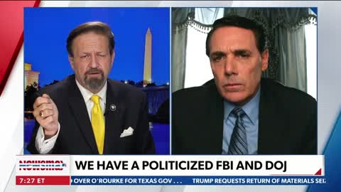 Ex-FBI Agent is Speaking Out and Being Threatened as a Result