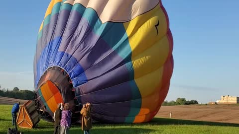 Up and away Ballooning Today