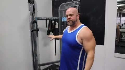 Wellness for Athletes - Cable Lat Pull downs